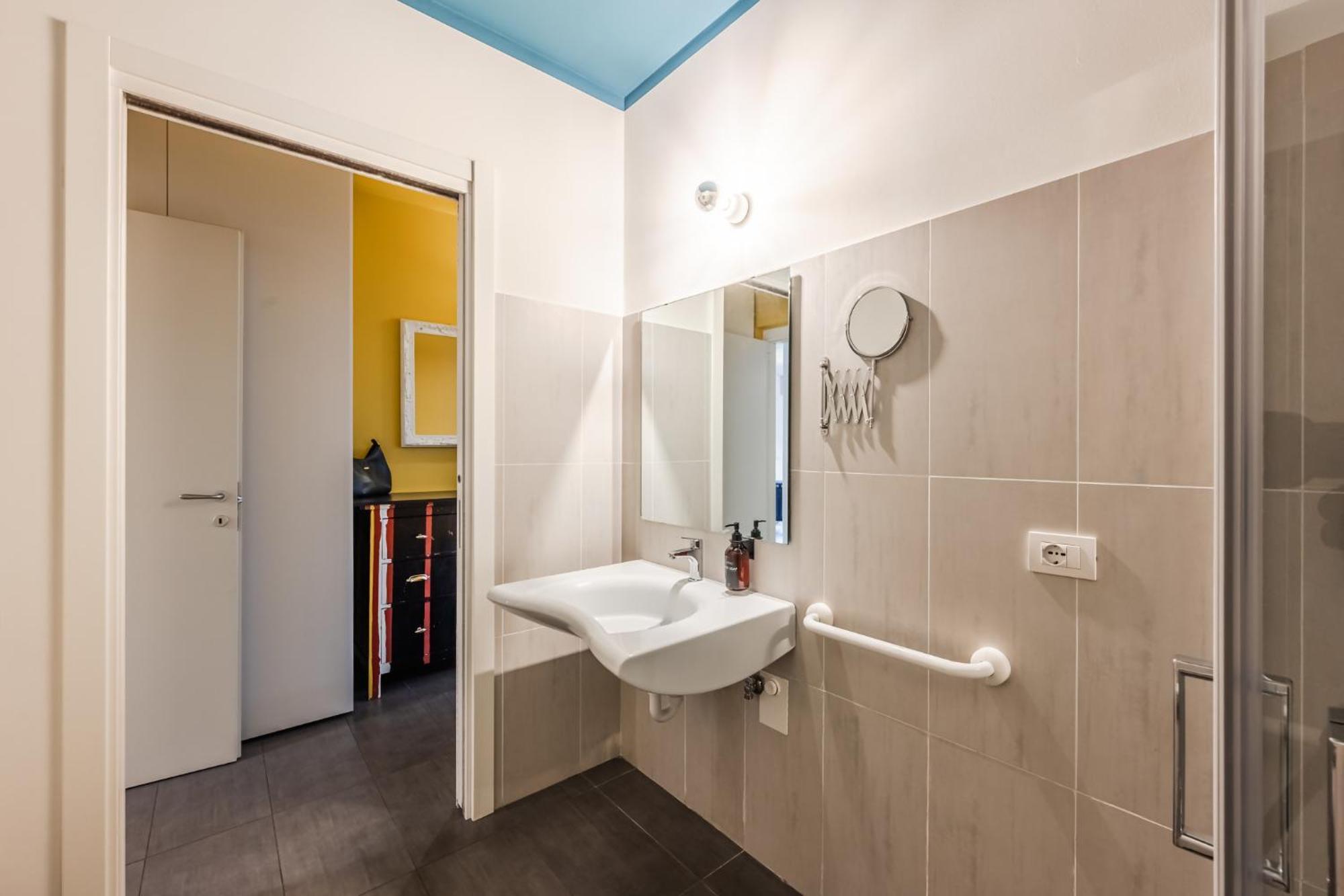 Infinity Free Parking Apartamento Verona